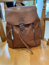 Load image into Gallery viewer, BUCKLE FRONT BACK PACK