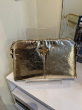 Load image into Gallery viewer, BEE CLUTCH BAG