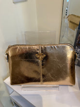 Load image into Gallery viewer, BEE CLUTCH BAG
