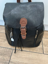 Load image into Gallery viewer, BUCKLE FRONT BACK PACK