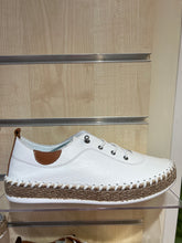 Load image into Gallery viewer, IVY LEATHER WEDGED PLIMSOLLS