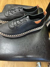 Load image into Gallery viewer, IVY LEATHER WEDGED PLIMSOLLS