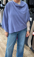 Load image into Gallery viewer, WINTER PONCHO