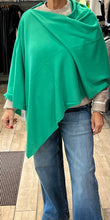 Load image into Gallery viewer, WINTER PONCHO