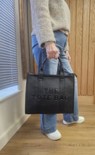 Load image into Gallery viewer, TOTE BAG
