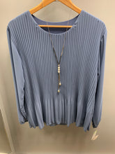 Load image into Gallery viewer, PLEATED LONG SLEEVE TOP

