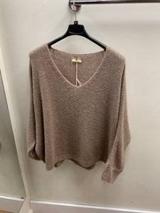 V-NECK MOHAIR JUMPER