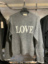Load image into Gallery viewer, LOVE JUMPER

