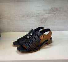 Load image into Gallery viewer, BEATRICE LEATHER SANDAL by Modella
