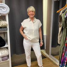 Load image into Gallery viewer, LINEN MIX SHORT SLEEVED TOP By Ichi
