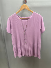 Load image into Gallery viewer, PLEATED SHORT SLEEVE BLOUSE
