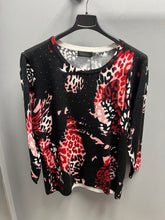 Load image into Gallery viewer, ANIMAL PRINT JUMPER
