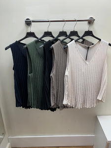 PLEATED V NECK BLOUSE