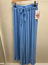 Load image into Gallery viewer, PLEATED DRAWSTRING WIDE LEG TROUSERS
