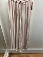 Load image into Gallery viewer, PLEATED DRAWSTRING WIDE LEG TROUSERS
