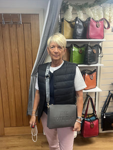 TOTE CROSSBODY BAG