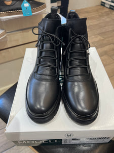 BURSA LEATHER BOOTS