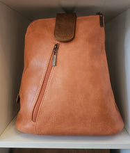 Load image into Gallery viewer, MEDIUM BACKPACK
